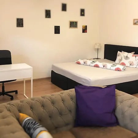Lighthaus Apartment *